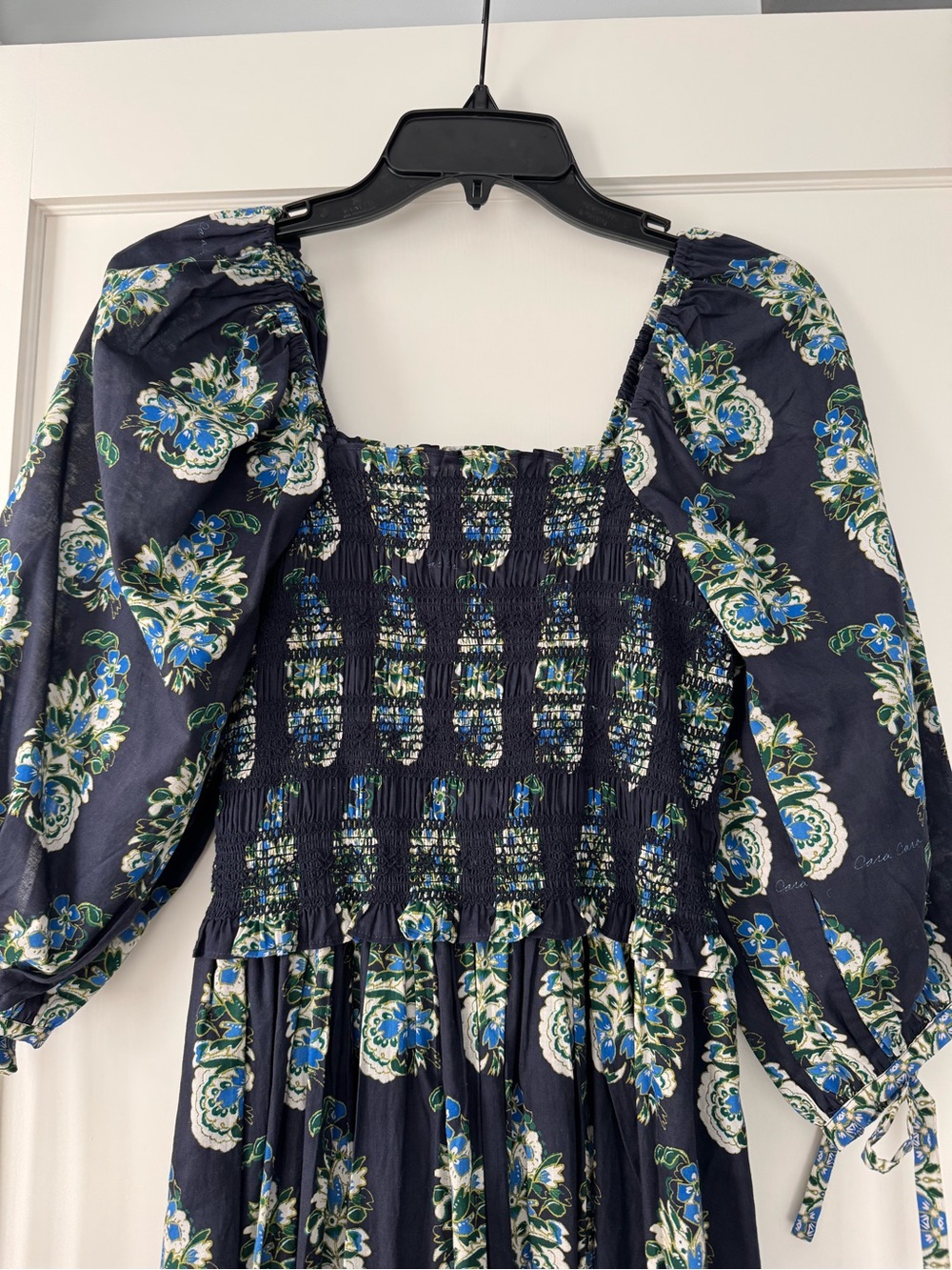 Cara Cara Jazzy Floral Smocked Midi Dress - Navy & Green Small - Picture 5 of 6